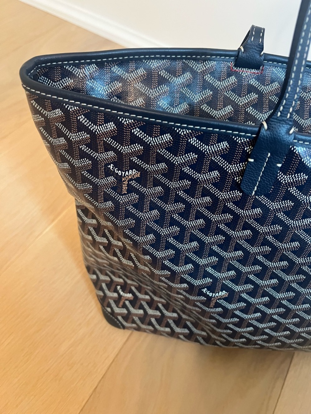 Goyard Artois MM Marine - Picture 7 of 9